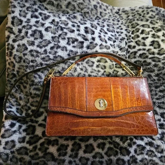 Vintage Rare Venezuelan Leather Animal Pattern Gold  Hardware Shoulder Bag - Picture 6 of 16